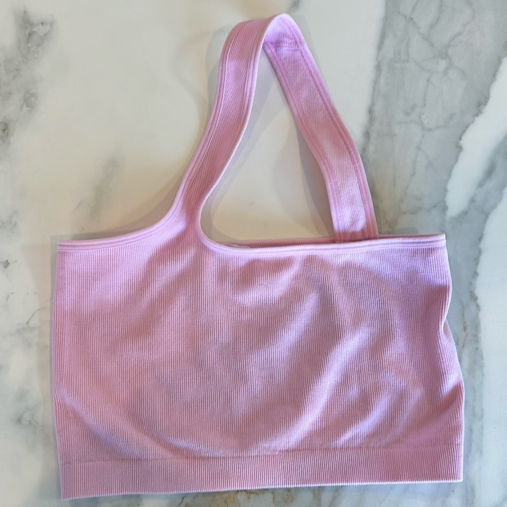 Super cute one strap shoulder crop top by Cotton:On